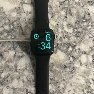 Apple Watch Series 5 (GPS + Cellular, 44MM) - Space Black Stainless Steel